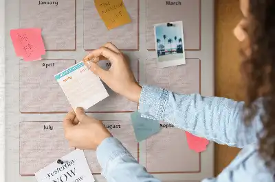 Panou din plută pentru calendarul zilelor de naștere