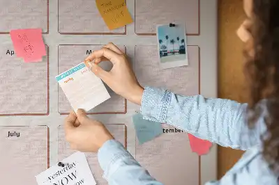 Panou din plută pentru calendarul zilelor de naștere