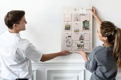 Panou din plută pentru calendarul zilelor de naștere