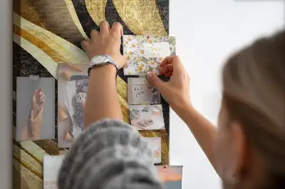 Panou de plută cu model linii abstracte