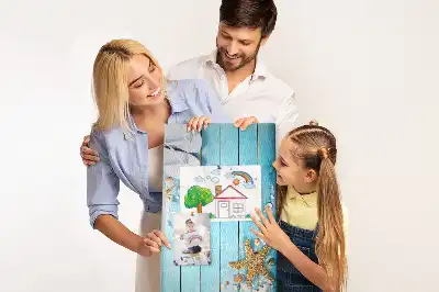 Panou din plută cu design de scoici pe lemn