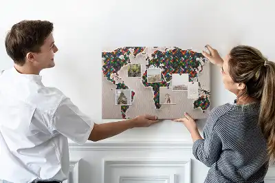 Hartă artistică a continentelor din plută