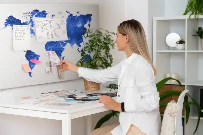 Hartă a lumii din plută model Cosmos