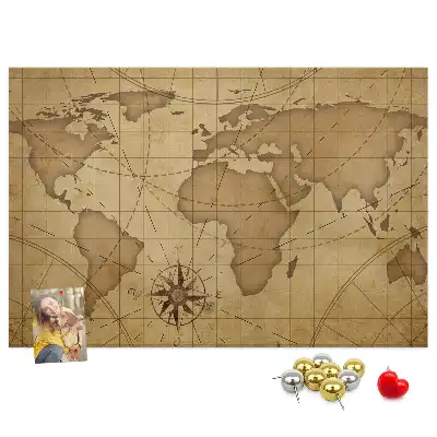 Hartă a lumii din plută cu aspect vintage