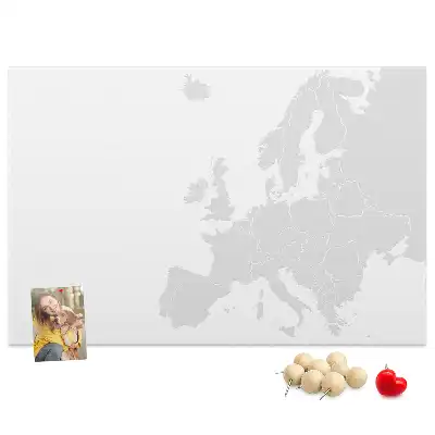 Tablă din plută cu harta Europei