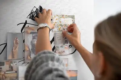 Panou din plută cu afirmație inspirațională
