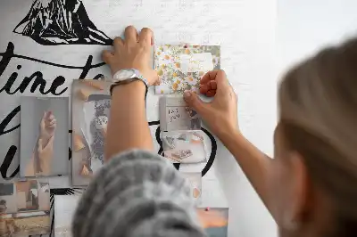 Panou din plută cu afirmație inspirațională