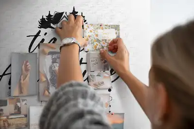Panou din plută cu mesaj motivațional zilnic