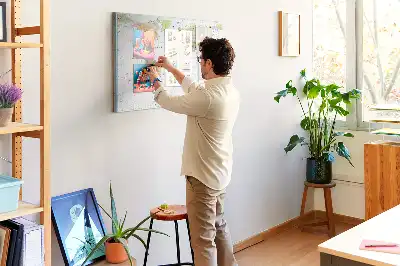 Tablă din plută cu harta Țărilor lumii
