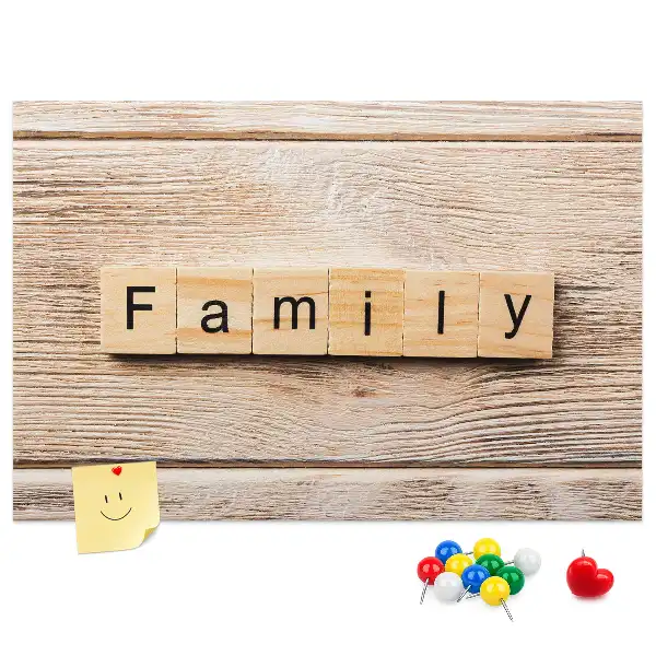 Tablă din plută cu motiv decorativ familial