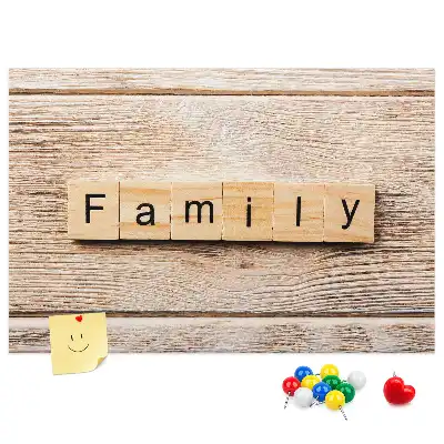 Tablă din plută cu motiv decorativ familial