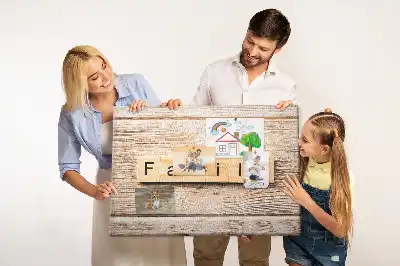 Tablă din plută cu motiv decorativ familial