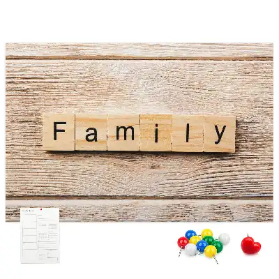 Tablă din plută cu motiv decorativ familial