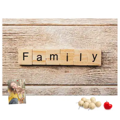 Tablă din plută cu motiv decorativ familial
