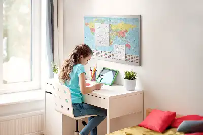 Tablă de plută cu hartă geografică a lumii