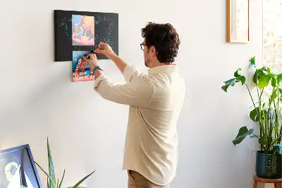 Tablou din plută cu conturul hărții lumii