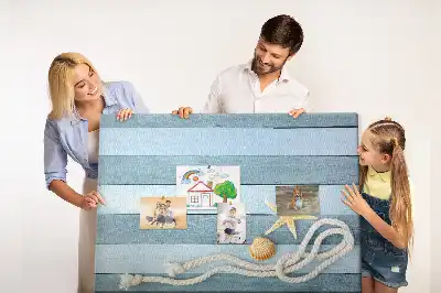 Tablă de plută cu design de scânduri în dungi cu scoici