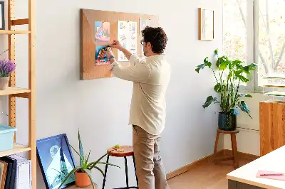 Panou din plută în formă de triunghiuri geometrice