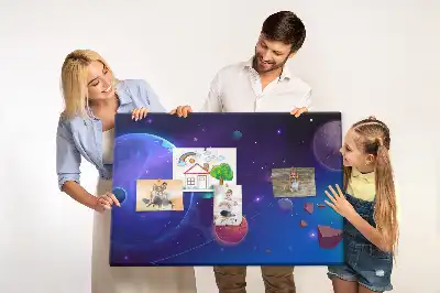 Panou de plută cu model planete și galaxie