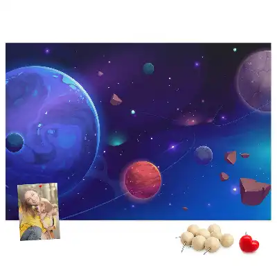 Panou de plută cu model planete și galaxie