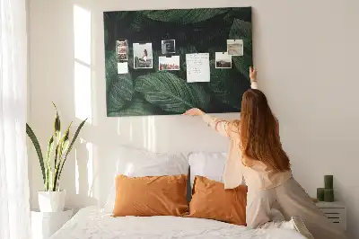 Panou din plută cu model de frunză tropicală Monstera