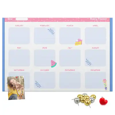 Calendar de perete din plută cu fazele lunii