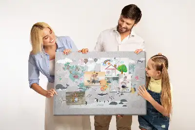 Panou de plută cu hartă cu desene animate