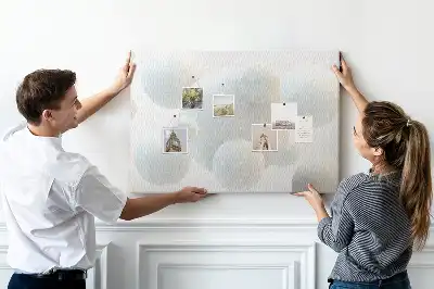 Tablou din plută cu design abstract cu mingi