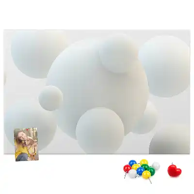 Tablou din plută cu design abstract cu mingi
