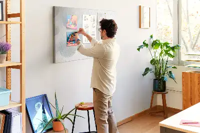 Tablou din plută cu design abstract cu mingi