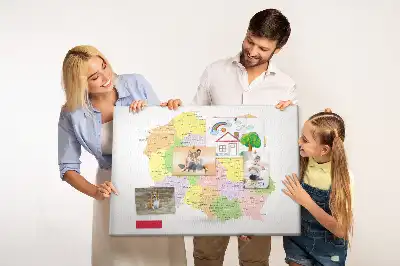 Panou din plută cu harta Poloniei