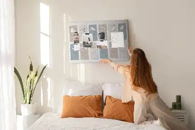 Panou din plută cu calendar și imprimeu cu pisici