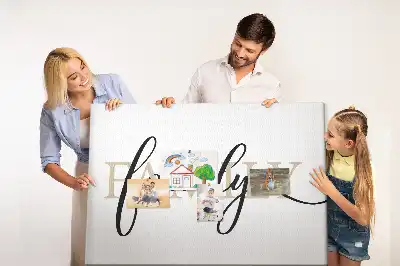 Panou din plută cu mesajul Family