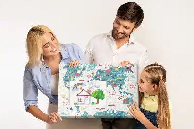 Panou din plută cu hartă ilustrată a lumii