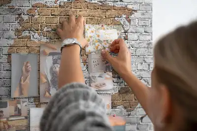 Panou din plută Hartă a lumii cu design cărămizi
