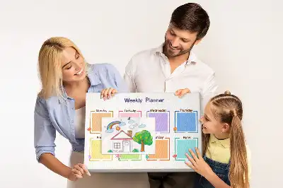 Avizier din plută pentru organizare săptămânală
