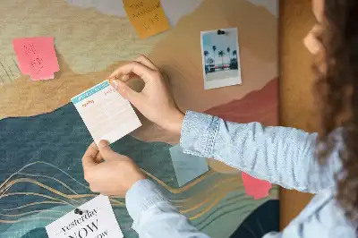Tabla de pluta Vedere spre vârfurile munților