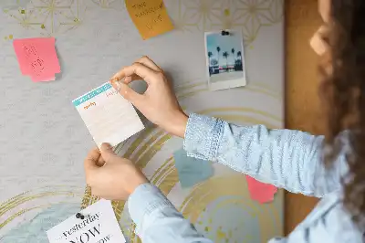 Tablă de plută cu motiv grafic decorativ