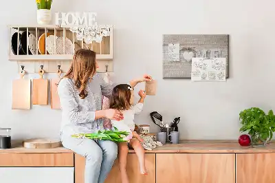 Panou din plută pentru perete cu inscripția Home