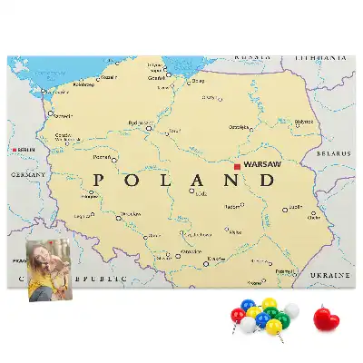 Hartă politică a Poloniei din plută