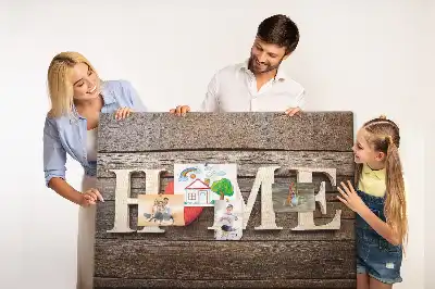 Tablă din plută cu mesajul Home