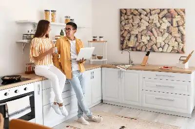 Panou din plută cu motive viticole și dopuri