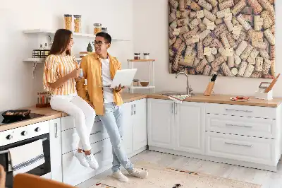 Panou din plută cu motive viticole și dopuri