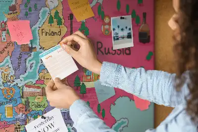 Panou din plută cu harta politică a Europei