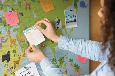 Panou de plută pentru copii cu hartă cu animale Atlas