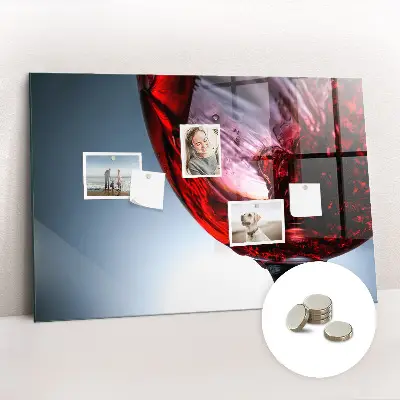 Tablă magnetică pentru copii sub formă de pahar de vin