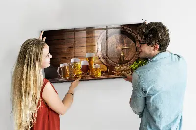 Tablă magnetică în formă de butoi de bere