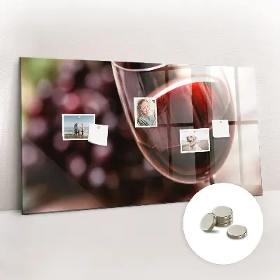 Tablă magnetică în formă de pahar de vin roșu