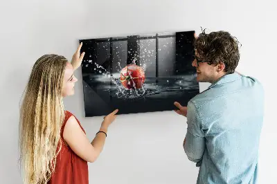 Tablă magnetică în formă de tomată
