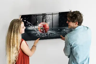 Tablă magnetică în formă de tomată